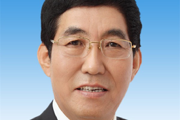 巴音潮鲁辞职原因