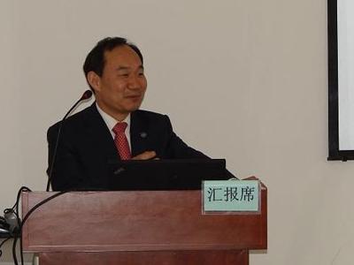 哈尔滨哪个大学校长坠亡