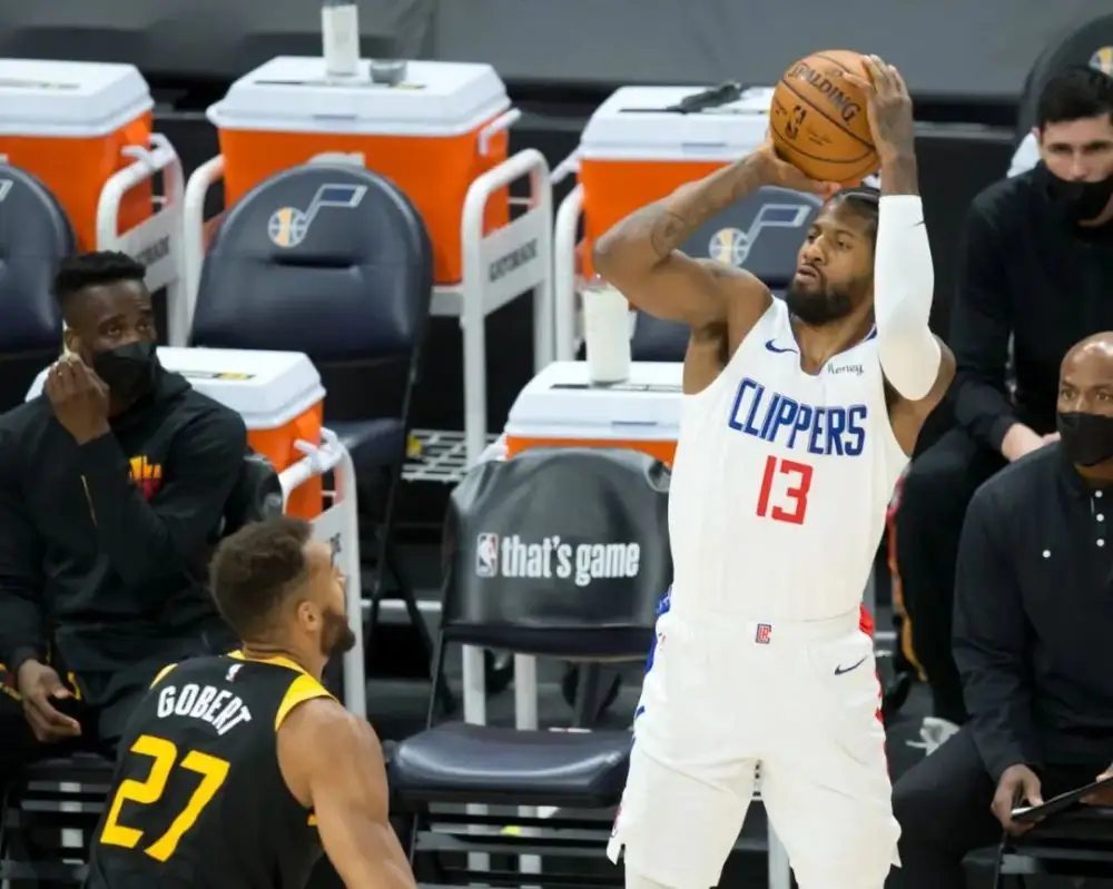 时隔2年，央视再次复播NBA，这一行为释放了什么信号？