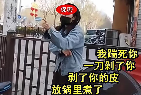 邯郸一女子外出被劝返骂交警三世不得超生，这名女子为何如此恶毒？