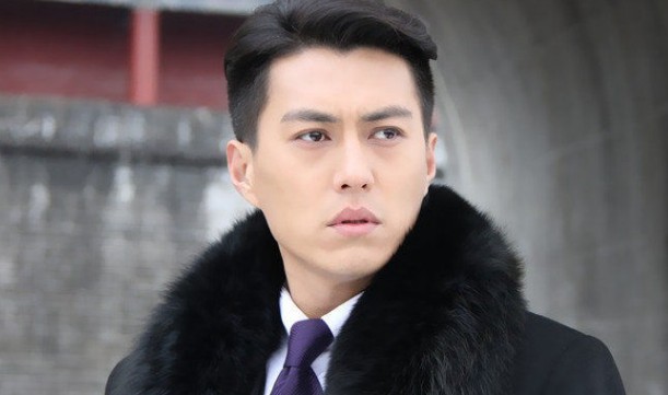 国民男神靳东结婚了吗？