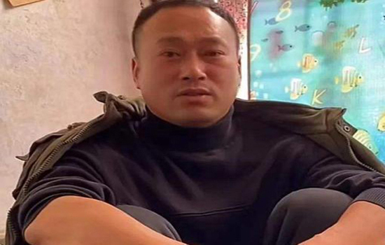 关于张同学拒绝每年500万买断运营权这件事，你有何看法？