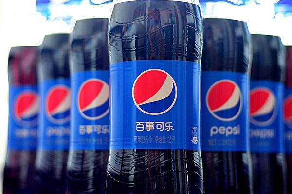 可口可乐公司收入锐减28%，那么百事可乐情况如何？