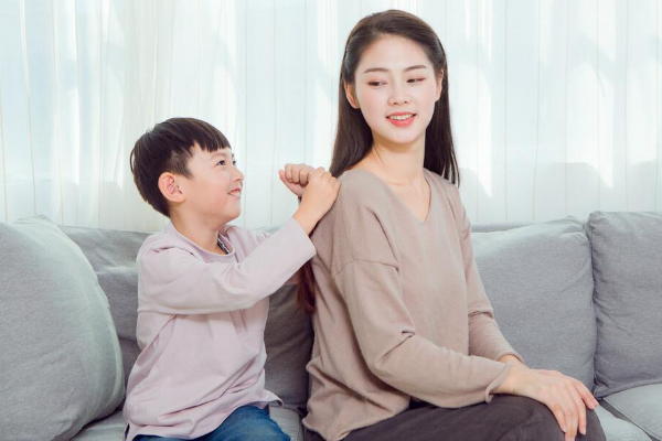 外甥和侄儿的血缘关系分远近吗？