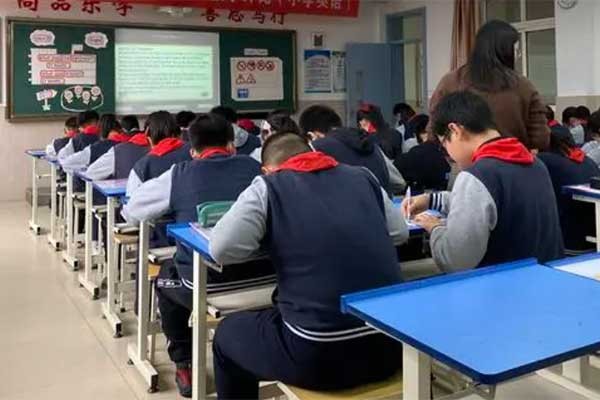 婕的意思及寓意