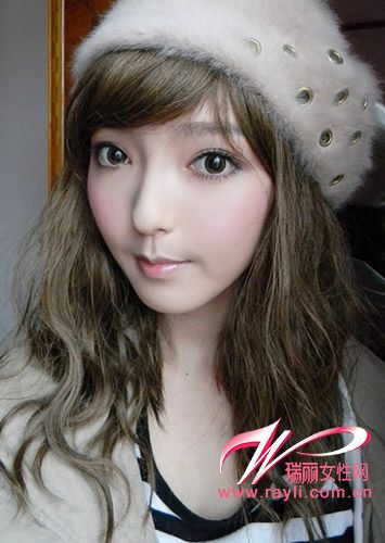 2011年7月8日天天向上，说话娃娃音的那个义女叫什么？就是说“这是人参”的那个女模特，谢！