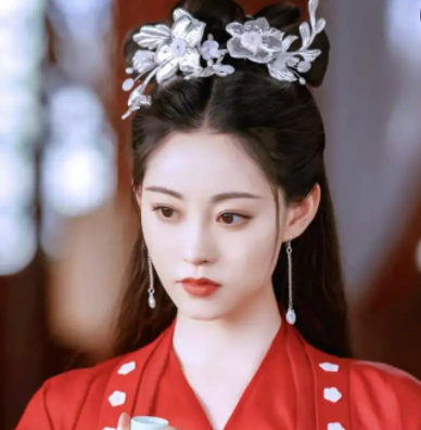 《狐妖小红娘》豆瓣演员表更新，哪些角色出现了变动？