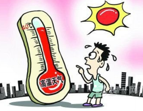 四川一男子离家半个月鱼池全晒干:满地都是小鱼干！是水太少还是太阳太大？