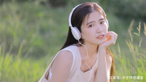 我觉得我男朋友不在乎我了，不重视我，不爱我了，老师，我该怎么办？