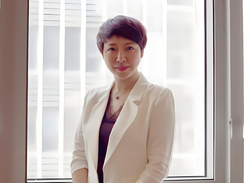 李玮锋老婆个人简历
